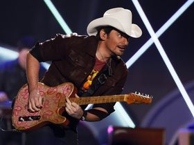 Brad Paisley talks Telecasters, recording, George Harrison and playing the UK