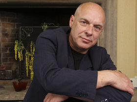 Brian Eno to issue album on Warp Records
