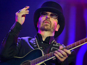 Dave Stewart talks new album, The Blackbird Diaries, Stevie Nicks, Joss Stone, more