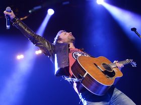 Dierks Bentley talks production, personal songwriting and his new album, Riser
