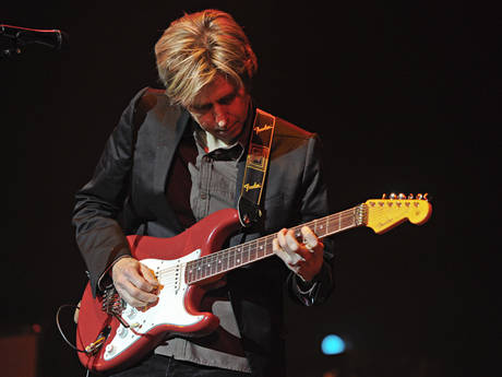 ERIC JOHNSON at the Taft Theatre in Cincinnati, Ohio, 2010. © Amy ...