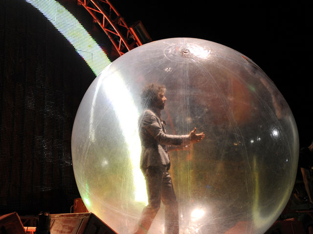 Wayne Coyne gets trippy (surprise!) on Floyd's 'Moon'