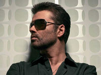George Michael to put his face in gold