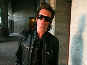 Glenn Hughes returns to Laney artist roster