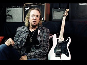 VIDEO: Adrian Smith on his new signature Jackson SDX guitar
