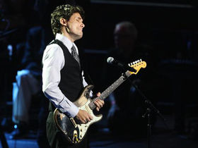 John Mayer debuts new single Who Says