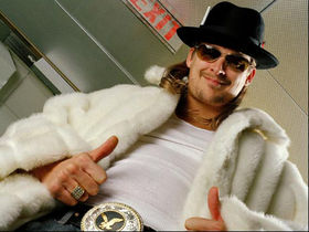 Kid Rock gets his own Detroit baseball field