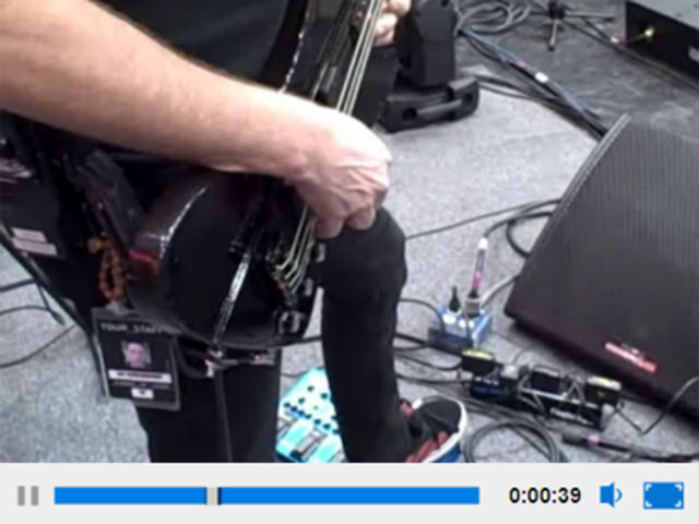 Bass tech Jay Schleusener shows us how Jared plays Closer