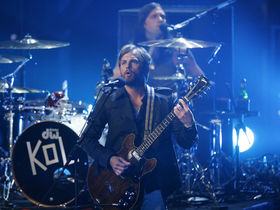 Kings Of Leon making "fun, beach-y" album