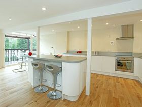 House where Led Zeppelin formed for sale