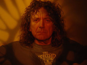 Robert Plant voted rock's greatest voice