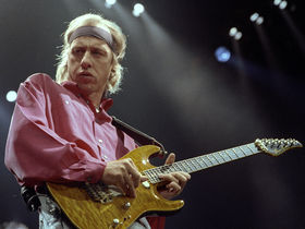 Classic guitar interview: Mark Knopfler, August 1995