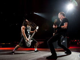 How to play Metallica – Just A Bullet Away riff