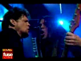 Metallica rock the Rock Hall Of Fame