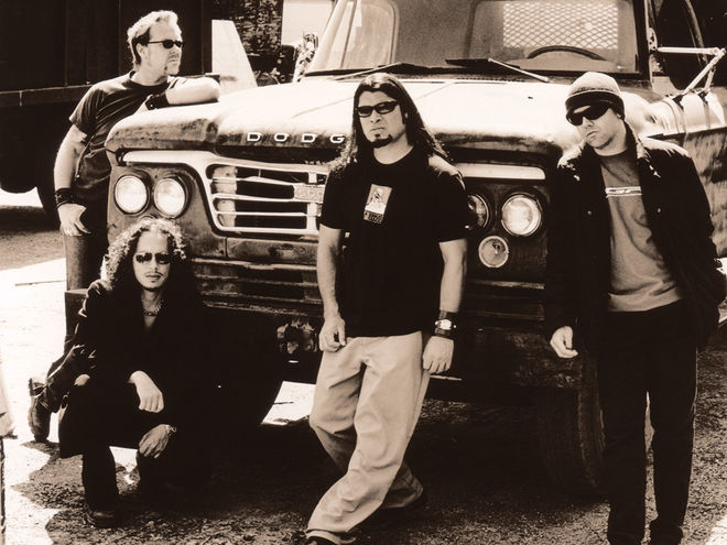 Lars Ulrich says Metallica will tour Death Magnetic through 2010