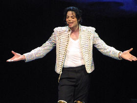 Michael Jackson studio footage revealed by Barry Gibb