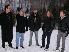 Mike Portnoy, Steve Morse team up for Flying Colors