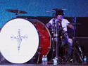 M&Atilde;&para;tley Cr&Atilde;&frac14;e reveal insane 'roller coaster' drum stunt