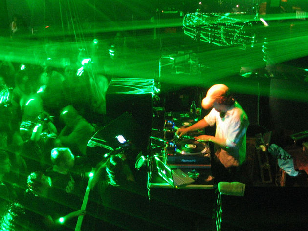 Amon Tobin - 4 Ton Mantis