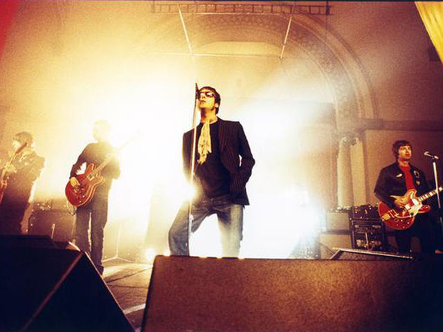 Oasis songs: taken to the street