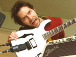 When it comes to mic'ing up his amp, Paul Gilbert likes to keep things simple.