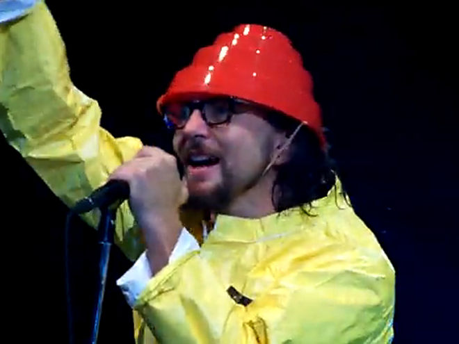 VIDEO: Pearl Jam as Devo? Believe it!