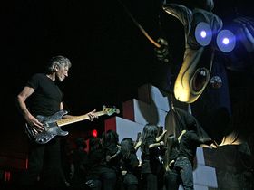 Pink Floyd stars reunite onstage in London
