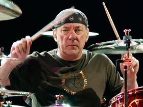 VIDEO: Rush's Neil Peart performs drum solo on The David Letterman Show