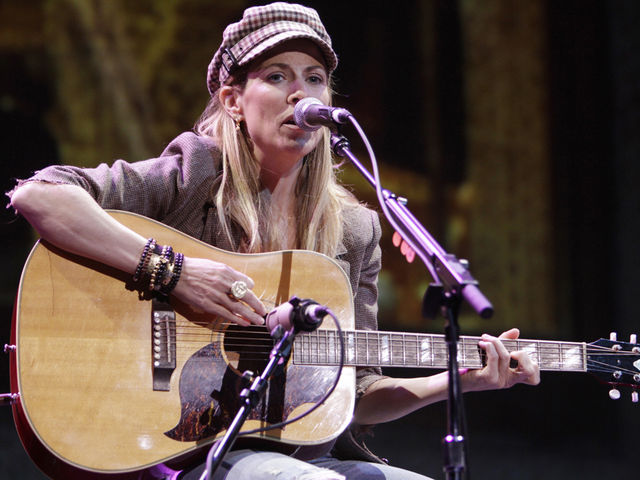 Crow pays tribute to Michael Jackson on her upcoming 100 Miles From Memphis
