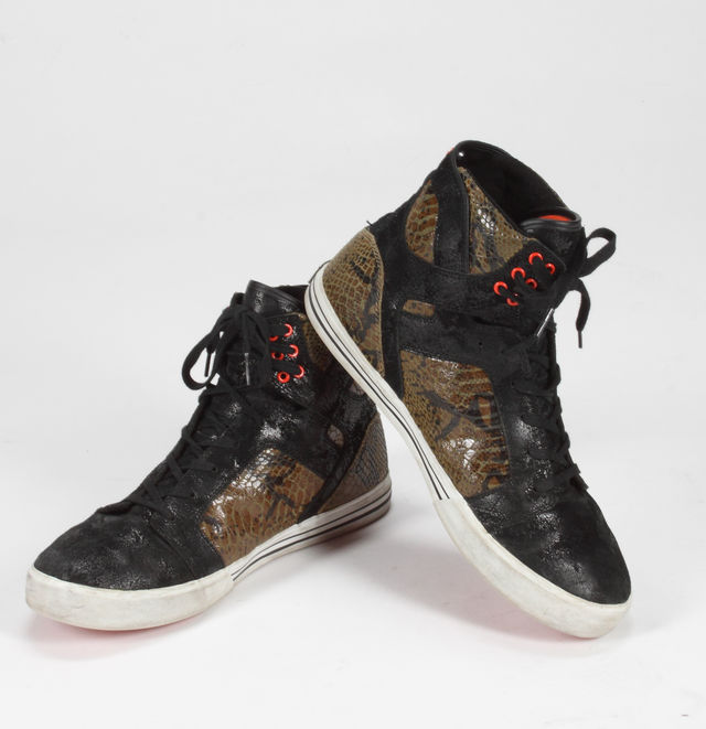 Lot 487: Slash-worn Superbowl XLV hightop sneakers