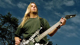 Slayer guitarist Jeff Hanneman dies aged 49