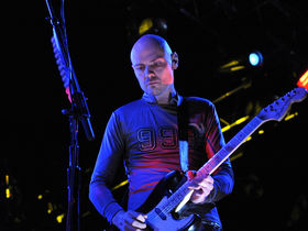 Smashing Pumpkins debut new song, 19-yr-old drummer