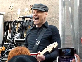 Smashing Pumpkins rock intimate Record Store Day crowd