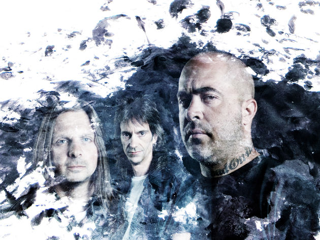 Mike Mushok, Johnny April and Aaron Lewis rock hard on album seven