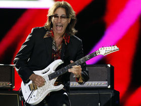 Steve Vai joins Fall Experience Hendrix Tour