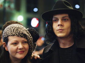 White Stripes see red over Air Force Super Bowl ad
