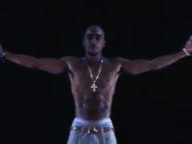 VIDEO: Tupac comes alive via hologram at Coachella