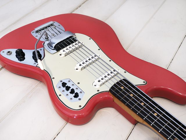 Fender Bass VI It's easy to see why this model has been popular with guitarists over the years