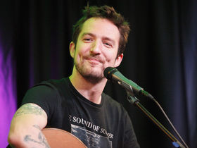 Frank Turner: essential tips for acoustic singer-songwriters