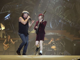 13 reasons why AC/DC rock for guitarists