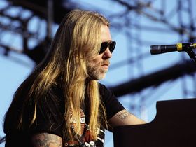 9 Guitar Hero Autobiographies