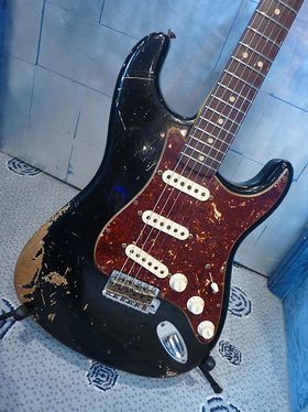101 Fender Custom Shop guitars