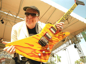 11 legends of the Flying V and Explorer