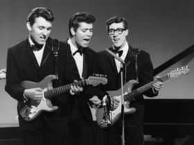 50 guitars to play before you die