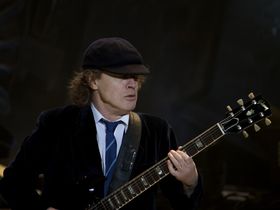10 guitar hero hobbies