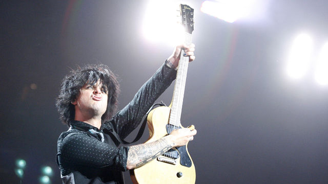 Billie Joe Armstrong talks ¡Uno!, ¡Dos!, ¡Tré!