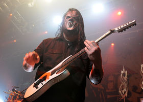 Slipknot's Mick Thomson and Jim Root talk gear, tone and being flat broke