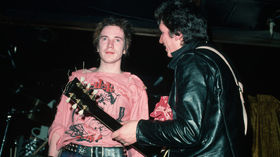 Steve Jones talks Never Mind The Bollocks