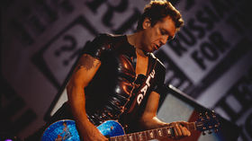 Steve Jones talks Never Mind The Bollocks