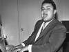 Big Dee Irwin - Swinging On A Star ((Hulton-Deutsch Collection/CORBIS))
